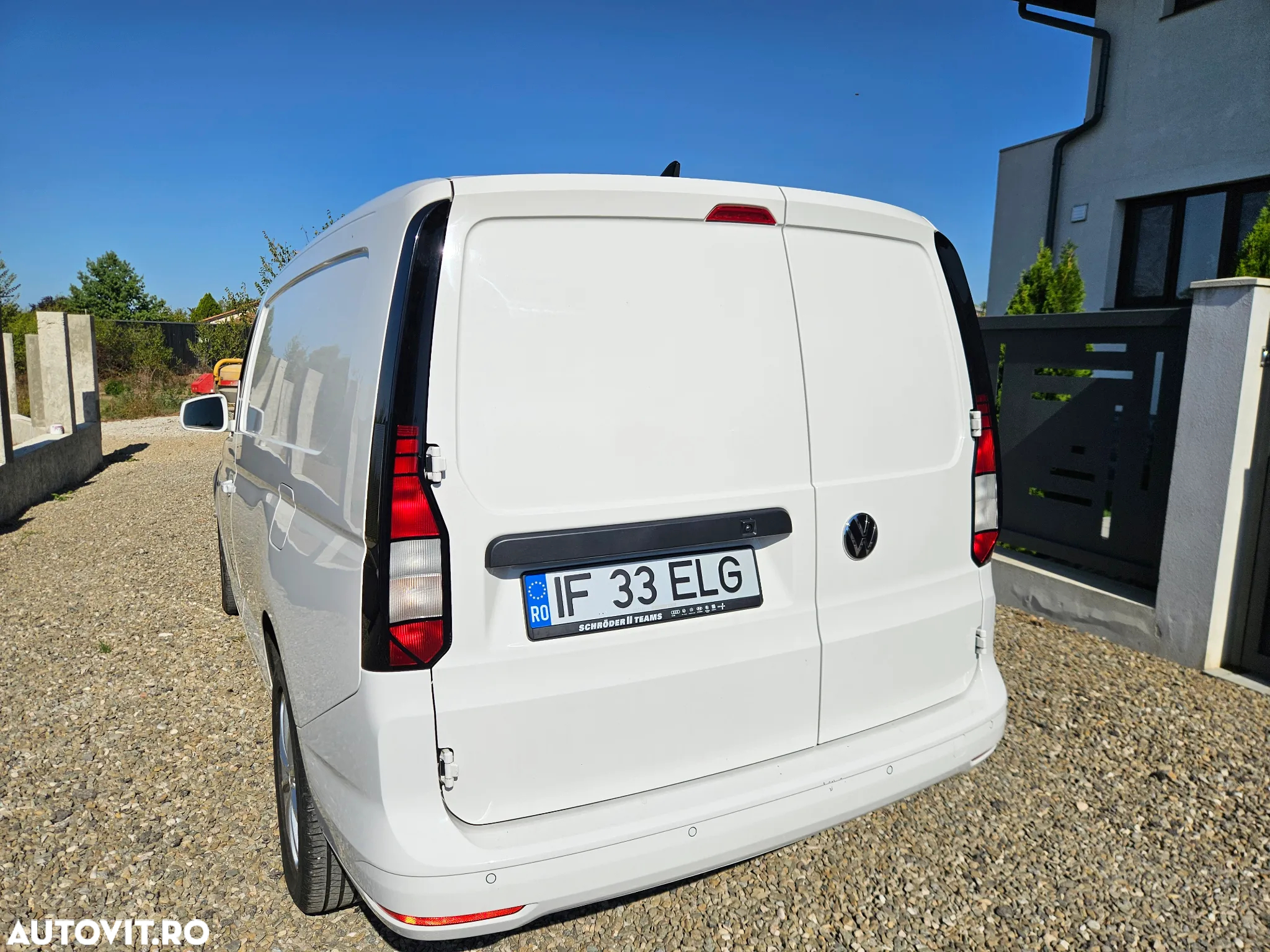 Volkswagen Caddy Maxi 2.0 TDI 90 kW DSG - 12