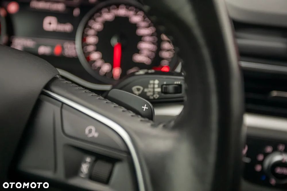 Audi A4 Avant 35 TDI S tronic - 29