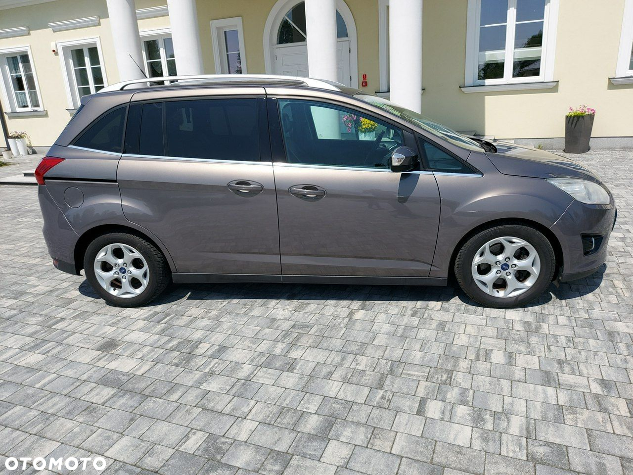Ford Grand C-MAX - 4