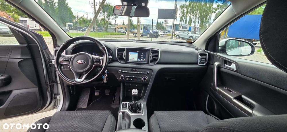 Kia Sportage 1.6 T-GDI AWD VISION - 36