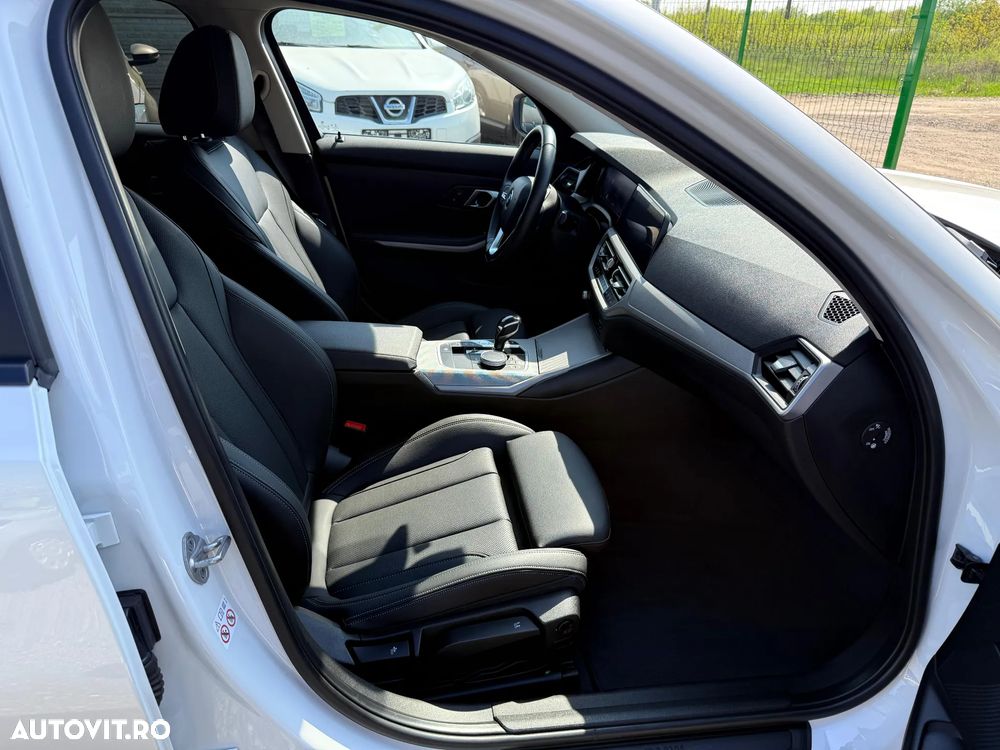 BMW Seria 3 320i xDrive Aut. Advantage - 18