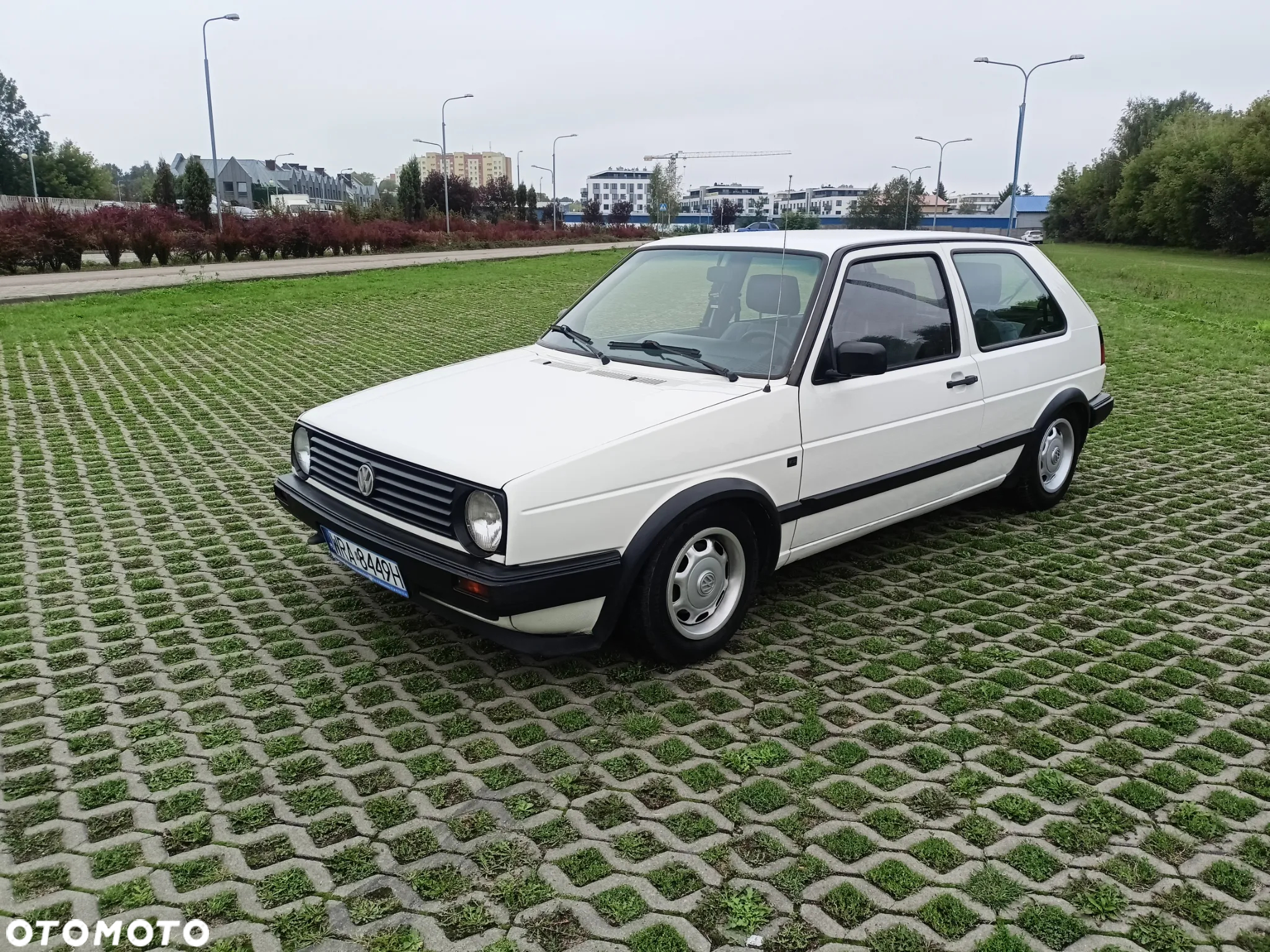 Volkswagen Golf 1.6 CL - 13