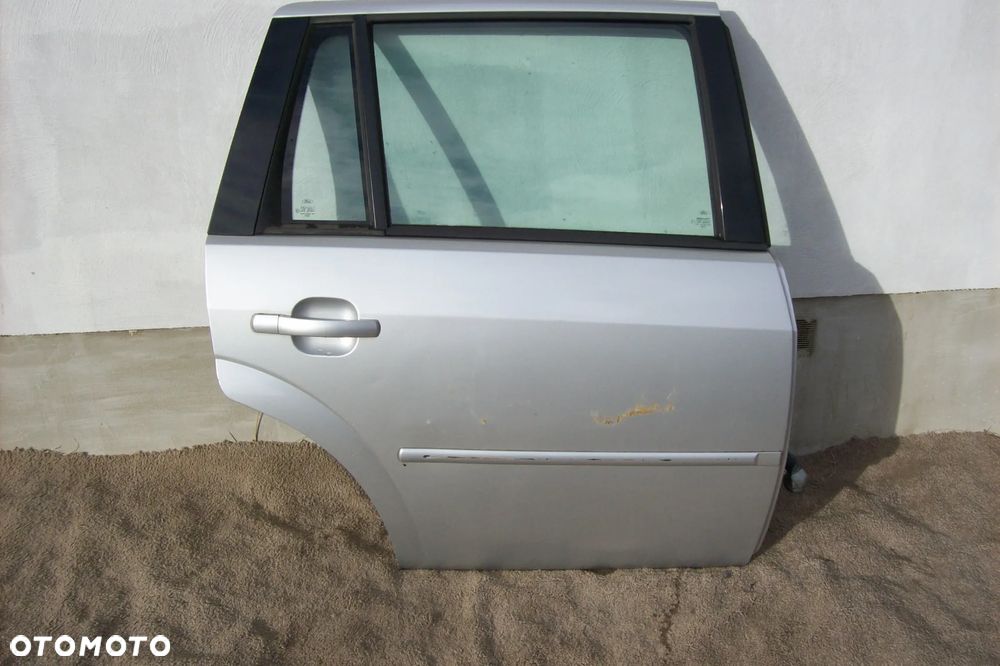 DRZWI TYLNE PRAWE FORD MONDEO MK 3 KOMBI - 1