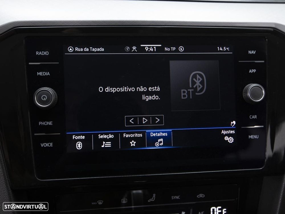 VW Passat Variant 2.0 TDI Business DSG - 23