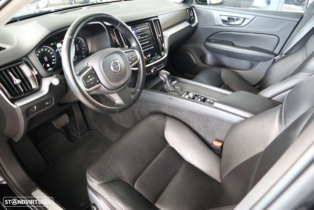 Volvo V60 2.0 D4 Momentum Geartronic - 10