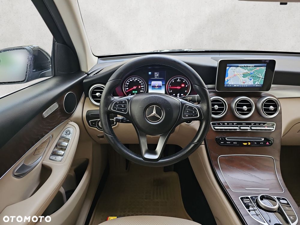 Mercedes-Benz GLC 220 d 4-Matic - 14