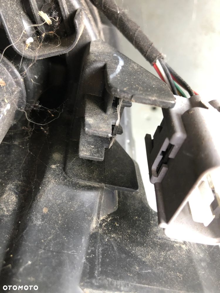 LA-36 . Lampa Lewy Przód 81150-02K30 Toyota Auris II 2015R 90070908 (2015-2018) - Gwarancja Wysyłka - 14
