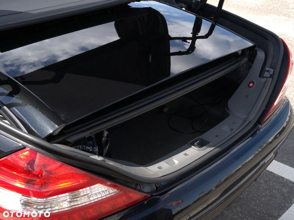 Mercedes-Benz SL - 22