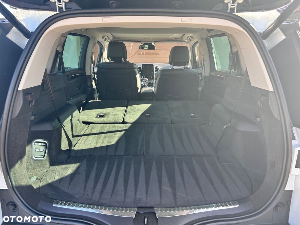 Renault Espace 1.6 dCi Energy Initiale Paris EDC 7os - 17