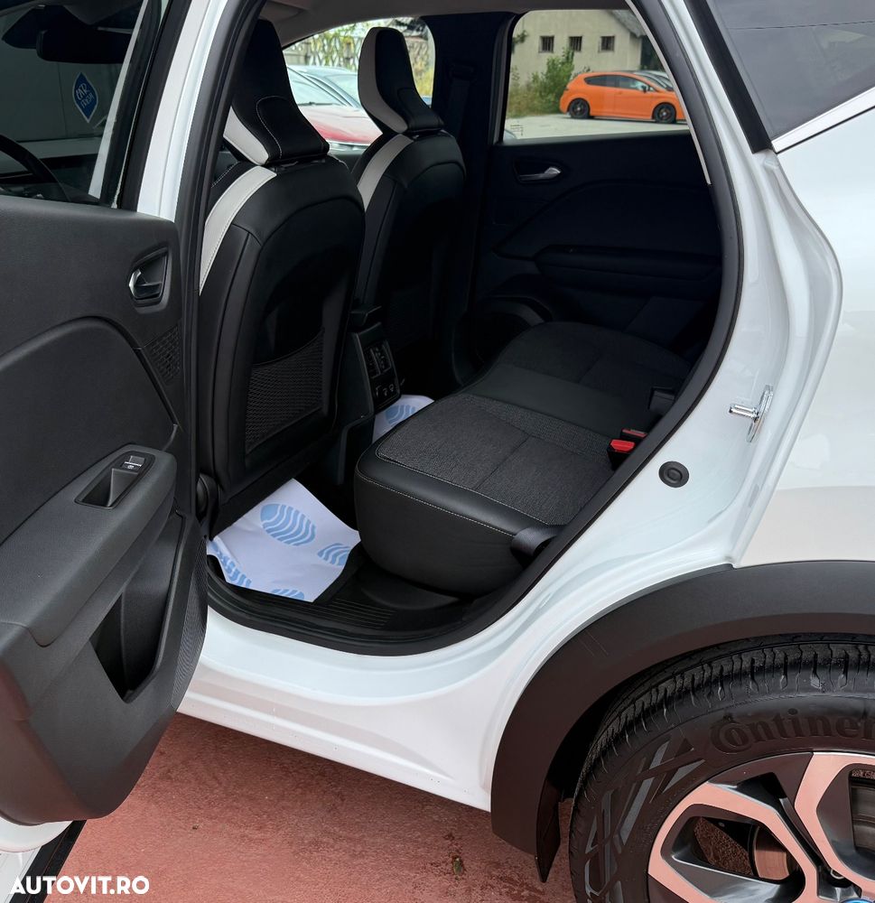 Renault Captur - 23
