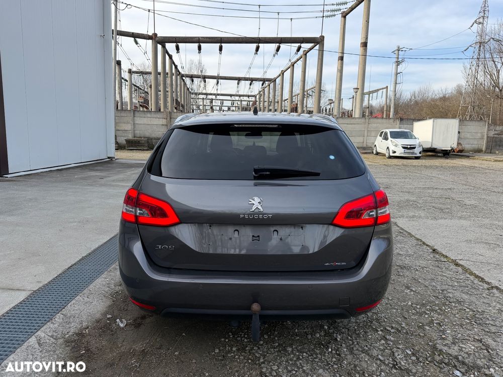 Peugeot 308 BlueHDi 130 Stop & Start Style - 4