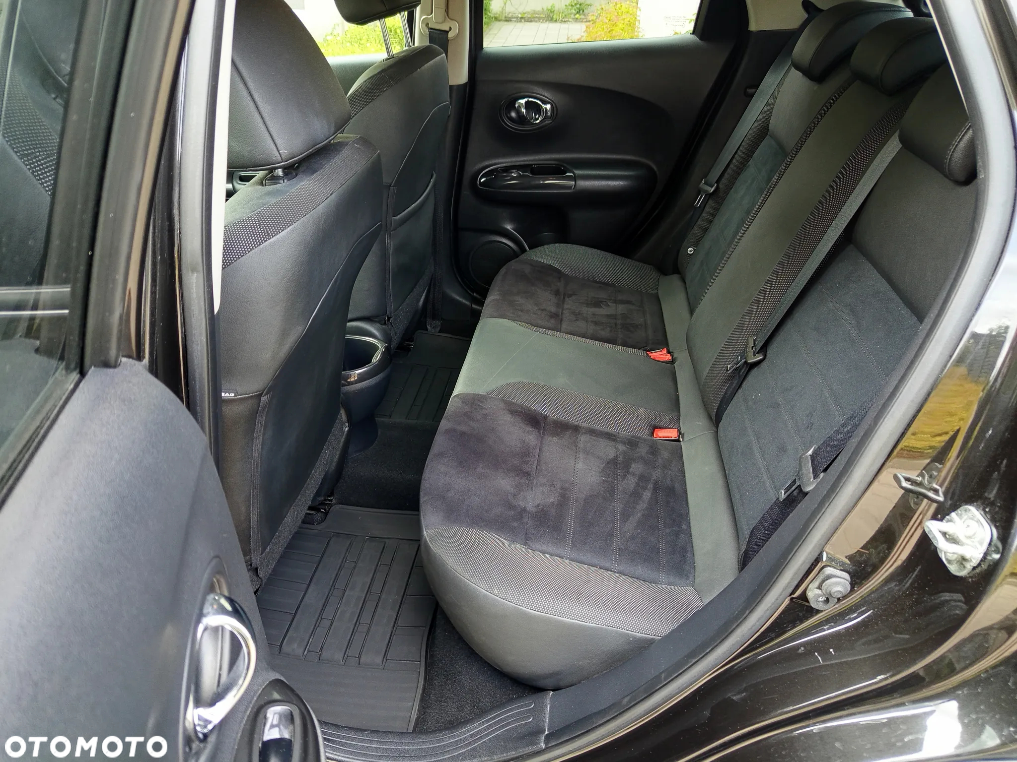 Nissan Juke 1.6 N-Connecta - 11