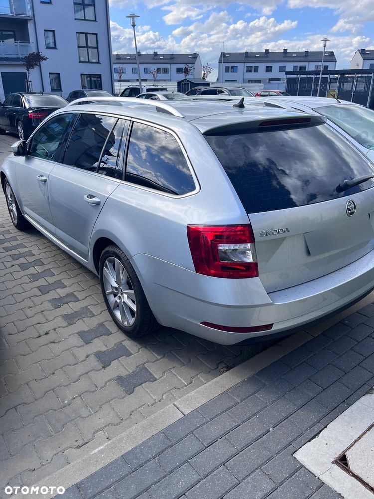 Skoda Octavia 2.0 TDI Ambition DSG - 5
