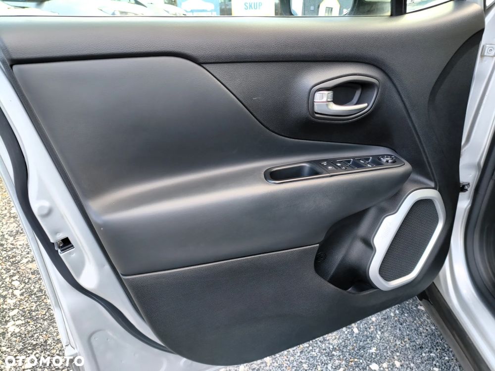 Jeep Renegade 1.4 MultiAir DSG Limited - 22