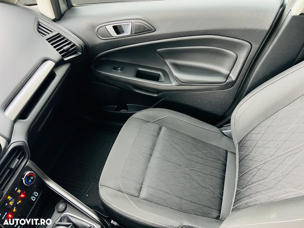 Ford EcoSport 1.0 EcoBoost ST-Line - 17