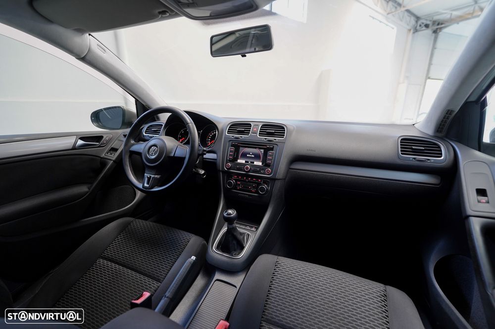 VW Golf 1.6 TDi Highline - 8