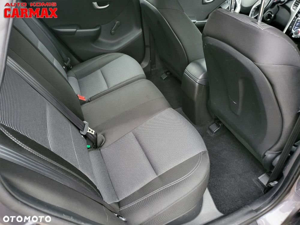 Hyundai i30 1.6 Style - 28