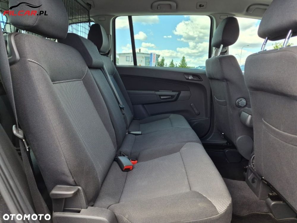Opel Zafira - 17