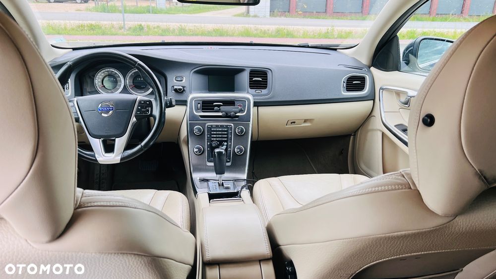 Volvo V60 - 8