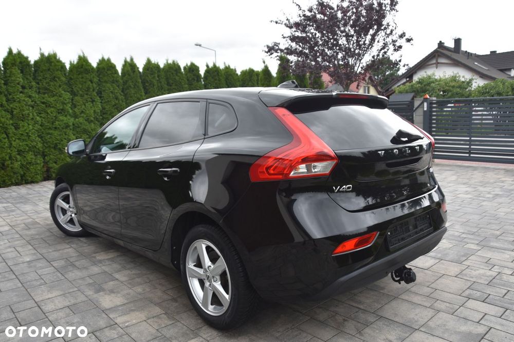 Volvo V40 D2 Drive-E SCR Momentum - 2