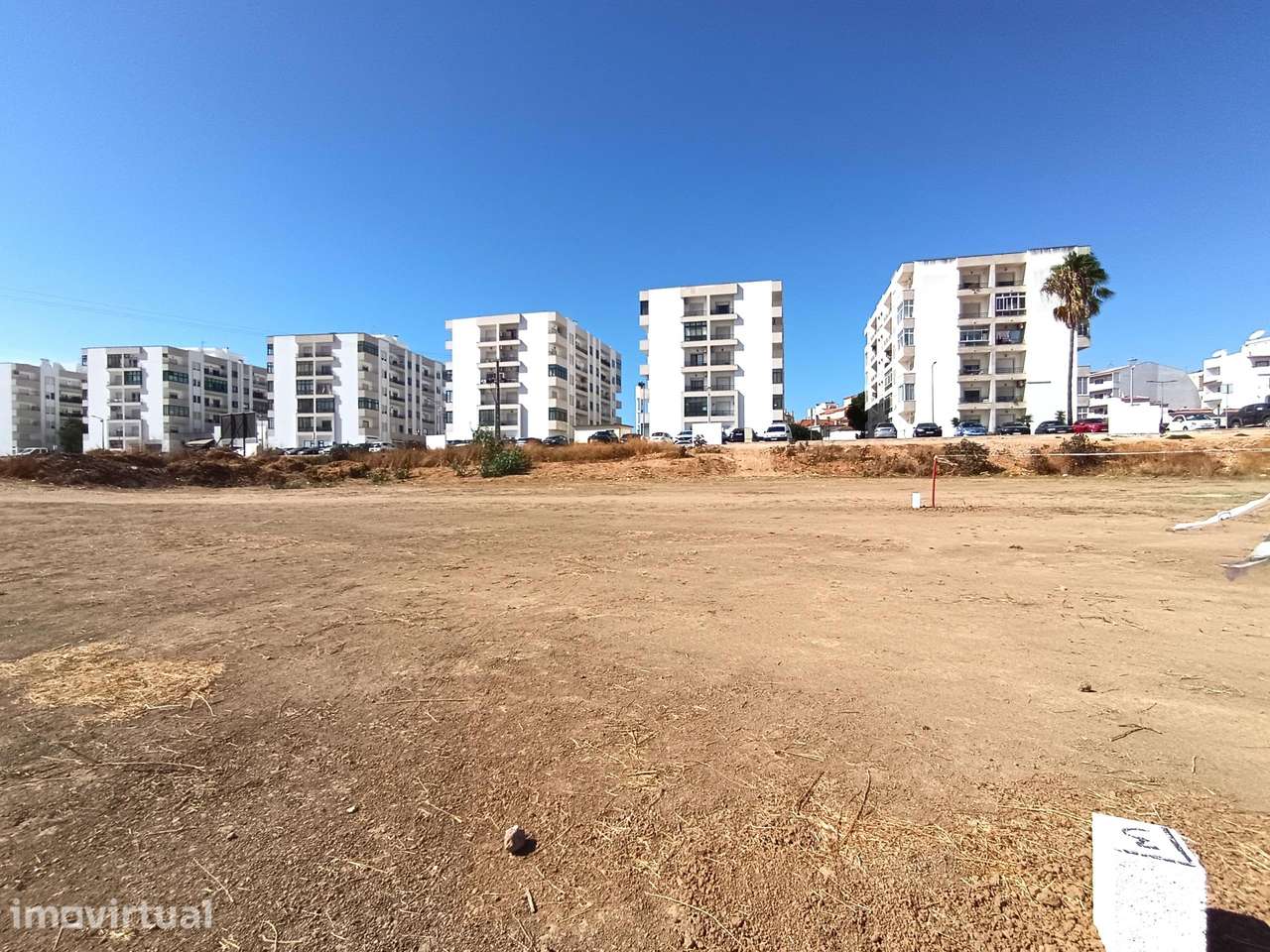 Terrenos para construção de moradias entre o Mar, a Cidade e a... - Grande imagem: 3/17