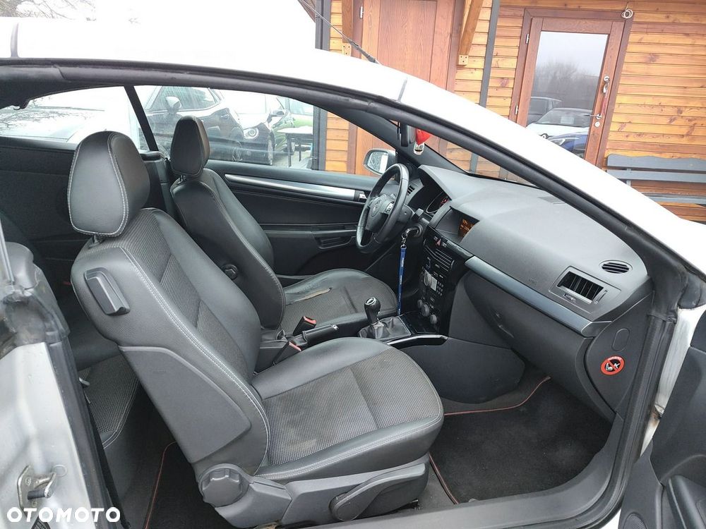 Opel Astra - 25