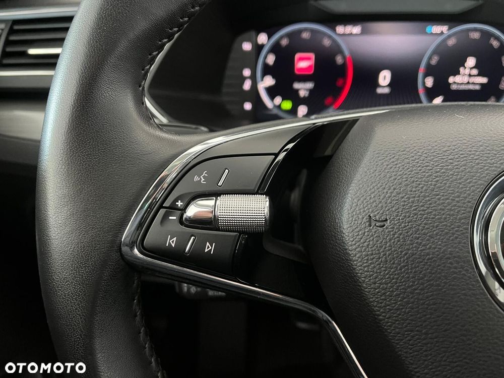 Skoda Superb 1.5 TSI Style DSG - 22