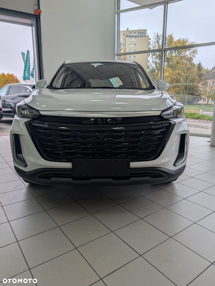 BAIC 3
