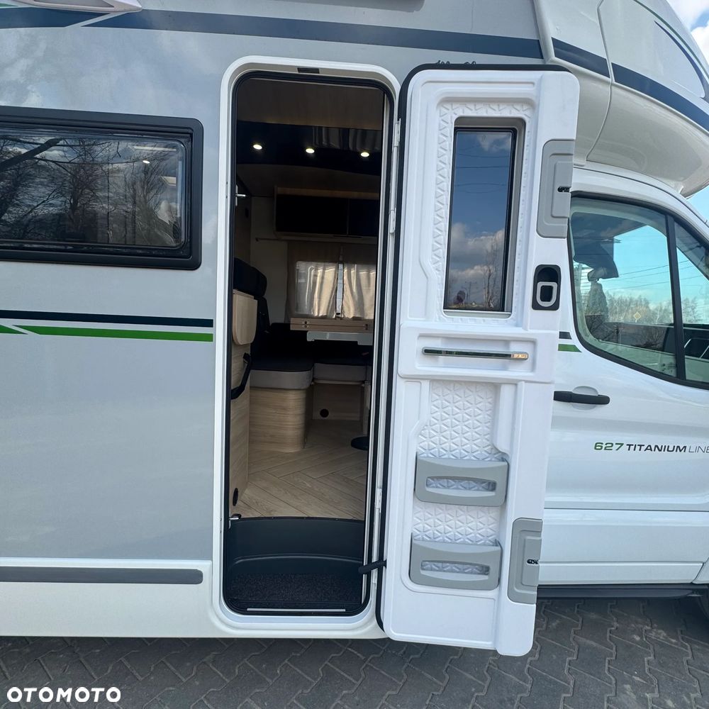 Ford Chausson 627 Titanium Line - 12