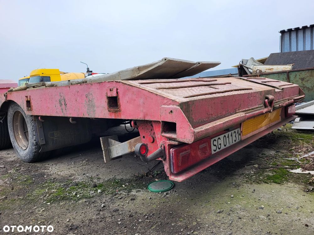 Broshuis niskopodwoziowa - 5