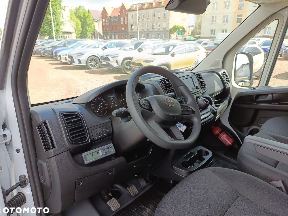 Toyota Proace Max - 20