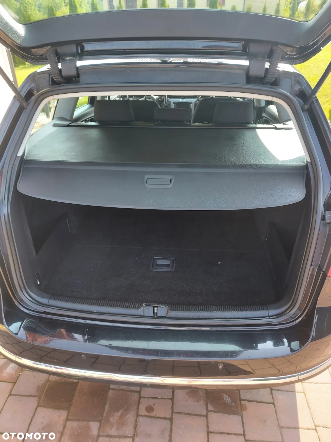 Volkswagen Passat - 16