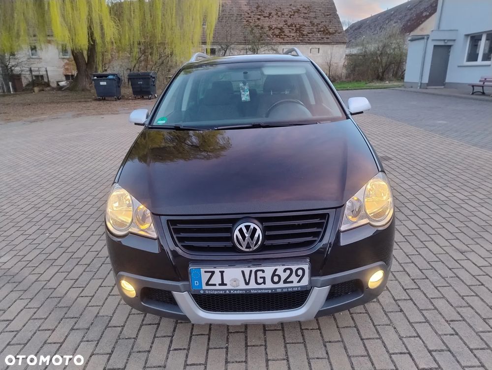 Volkswagen Polo 1.6 Trendline - 9