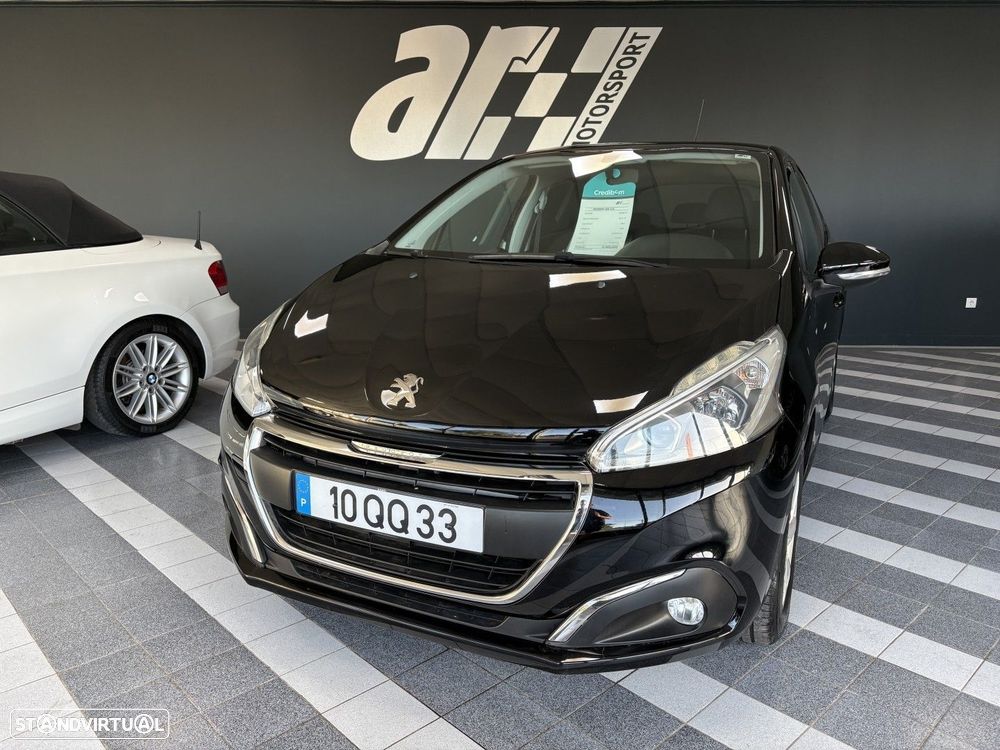 Peugeot 208 1.2 PureTech Signature - 2