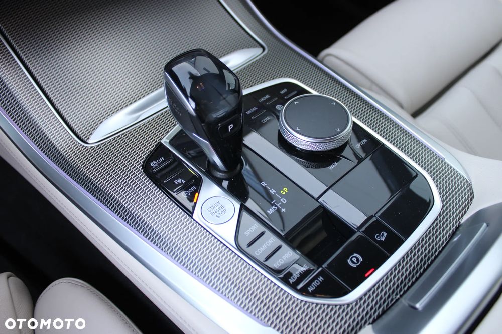 BMW X5 xDrive25d sport - 26