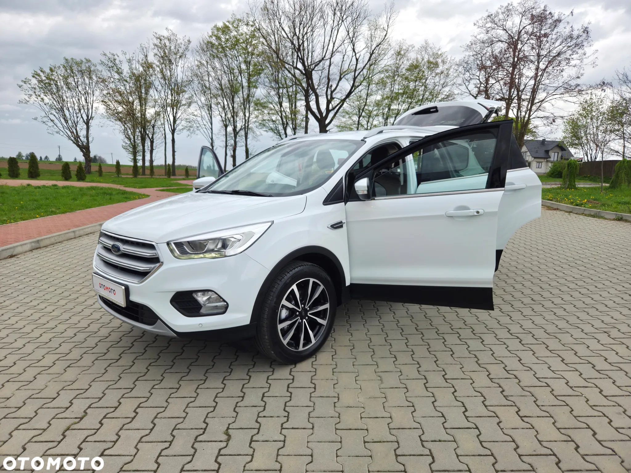 Ford Kuga 1.5 EcoBoost FWD Titanium - 18