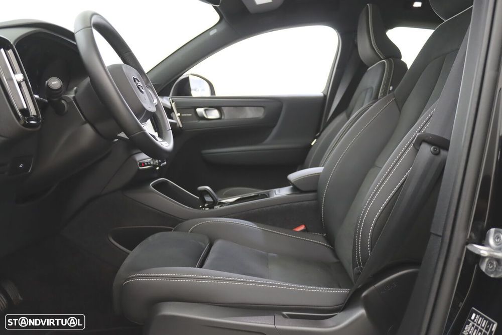 Volvo C40 Recharge 82 kWh Twin Motor Plus - 5