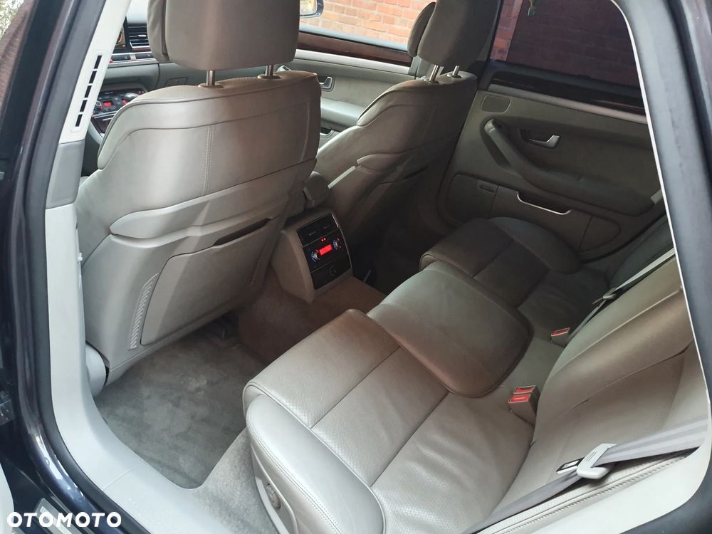 Audi A8 4.2 TDI Quattro - 16