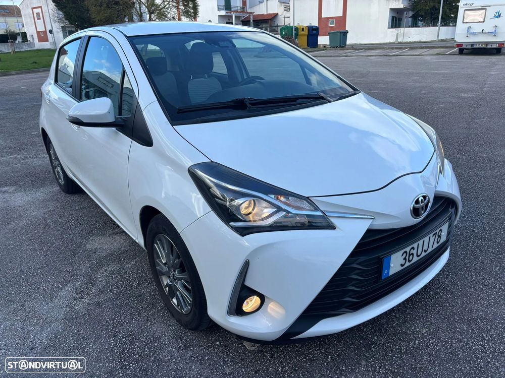 Toyota Yaris 1.0 VVT-i Comfort +PS Style+P.Techno - 4