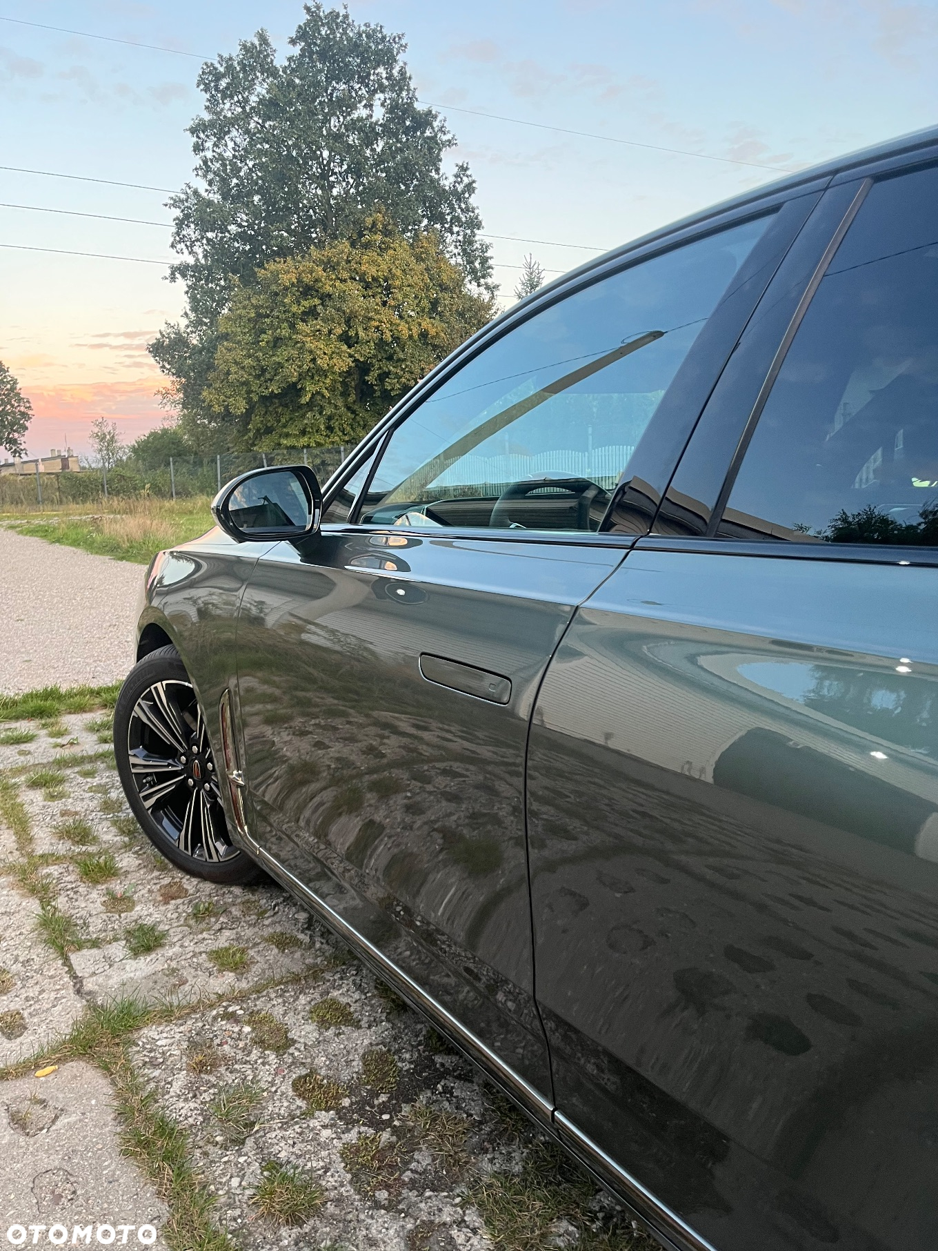 Hongqi H9 2.0T Deluxe - 12