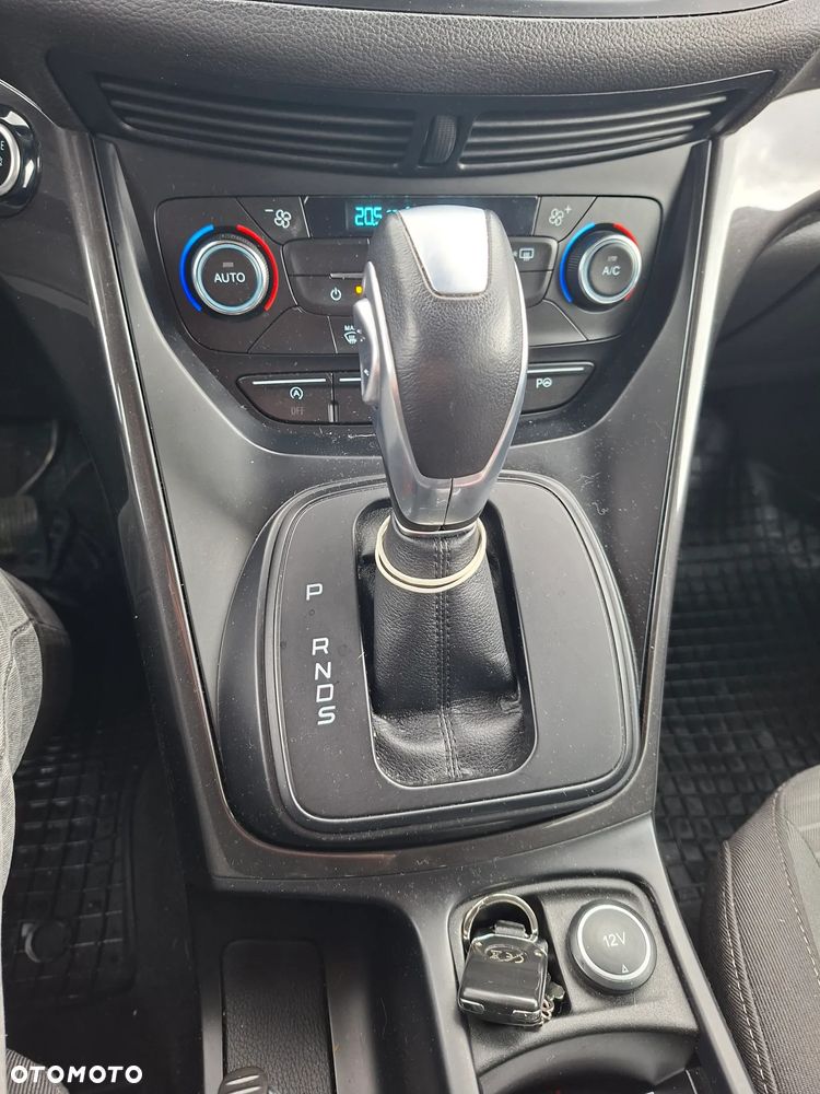 Ford Grand C-MAX - 13