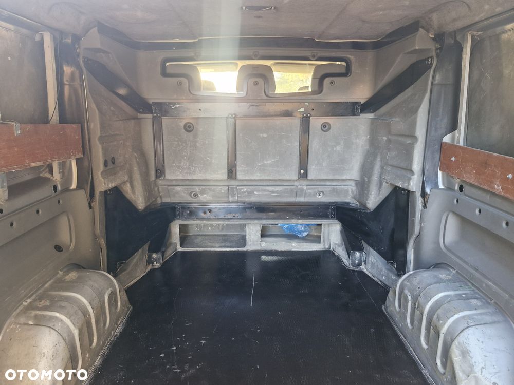 Renault Trafic - 6
