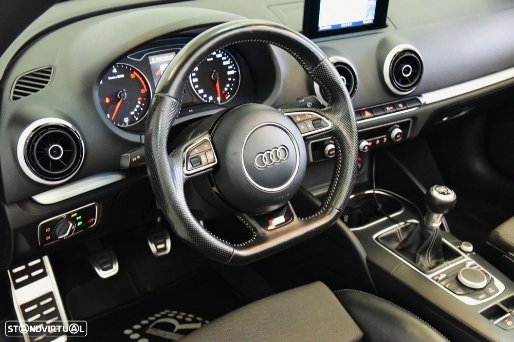 Audi A3 Cabrio 1.6 TDi S-line - 19