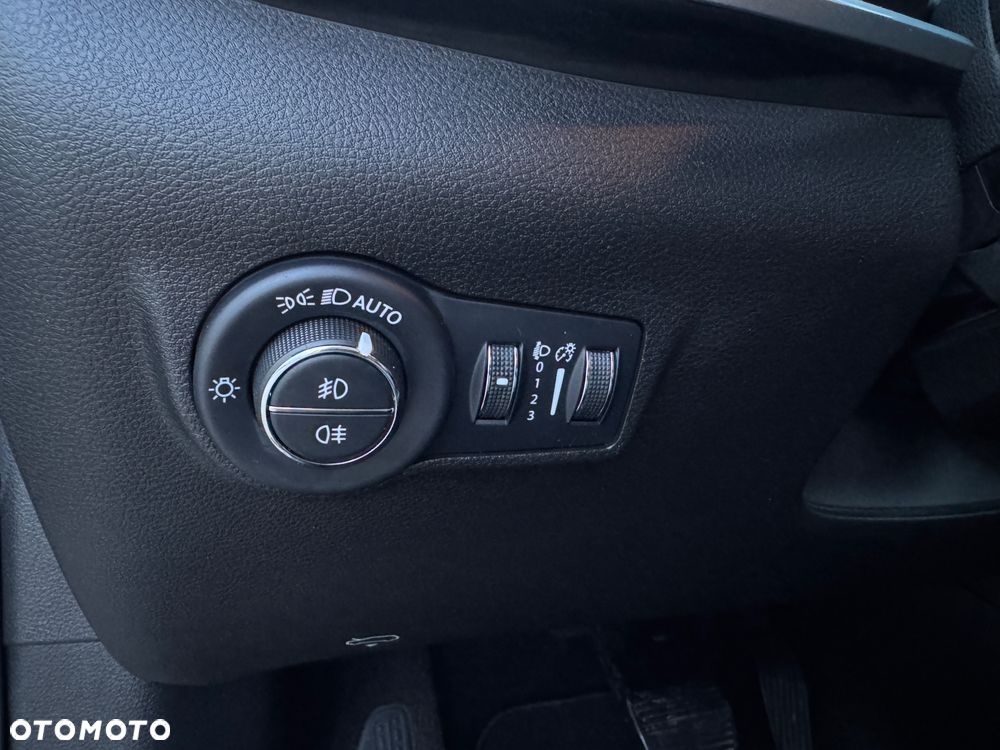 Jeep Compass 1.5 T4 mHEV Limited FWD S&S DCT - 33