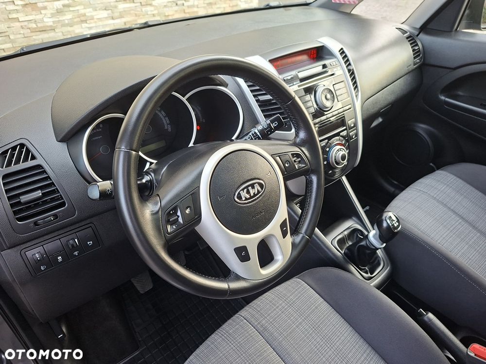 Kia Venga 1.4 CVVT Titanium Collection - 28