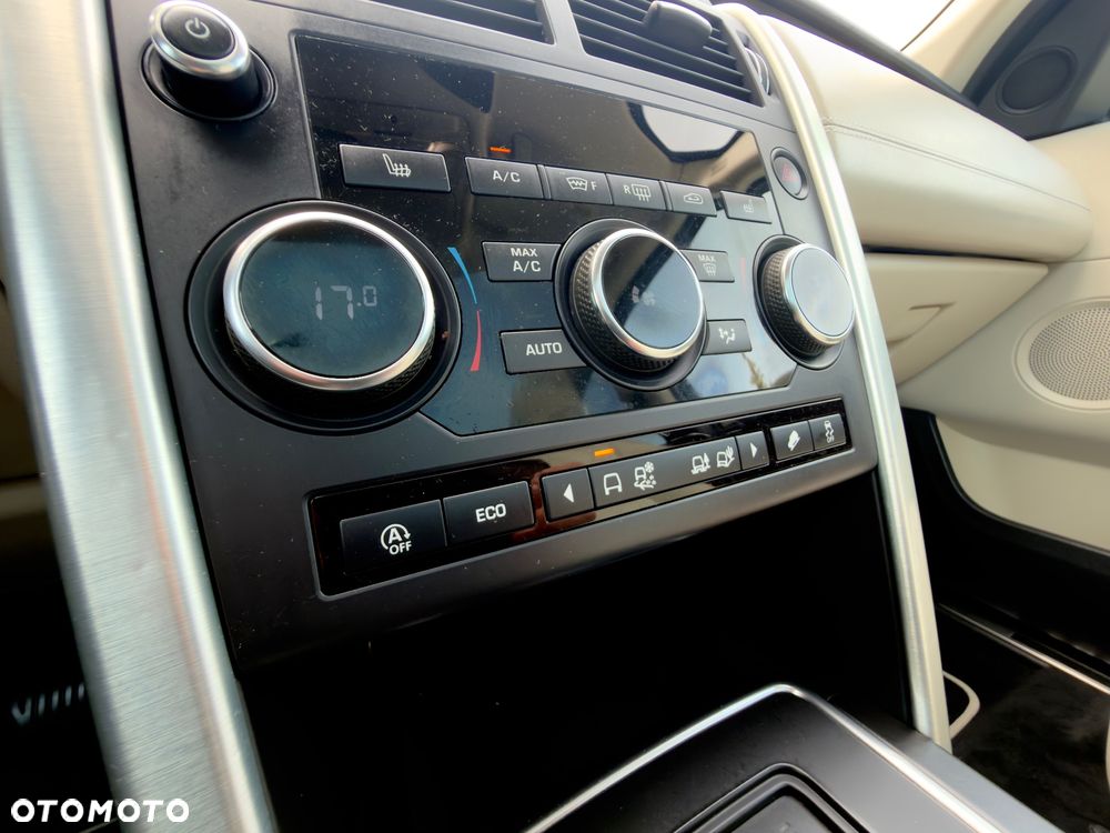 Land Rover Discovery Sport TD4 HSE - 31