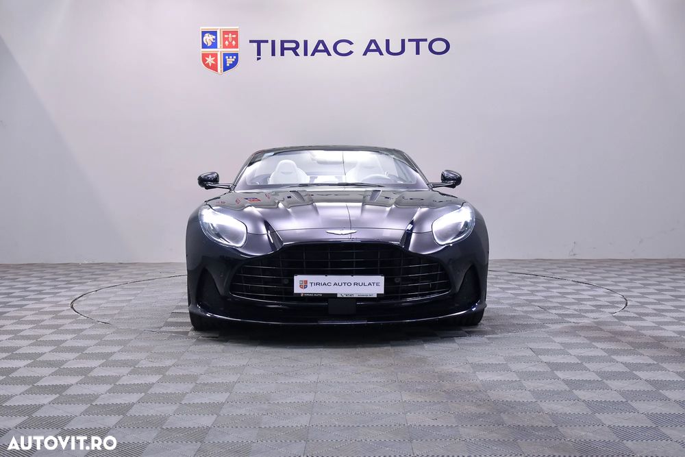 Aston Martin DB12 Volante - 16