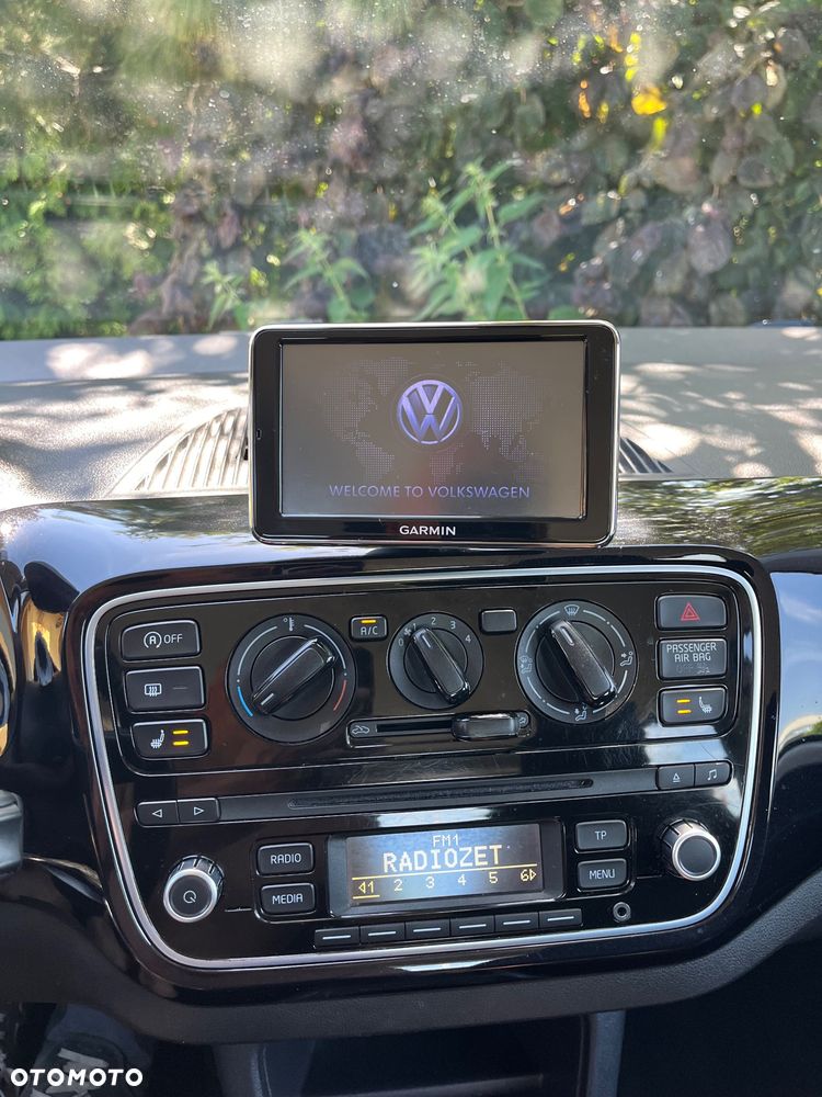 Volkswagen up! - 12