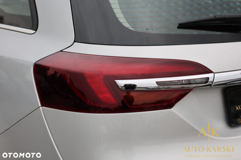 Opel Insignia - 17