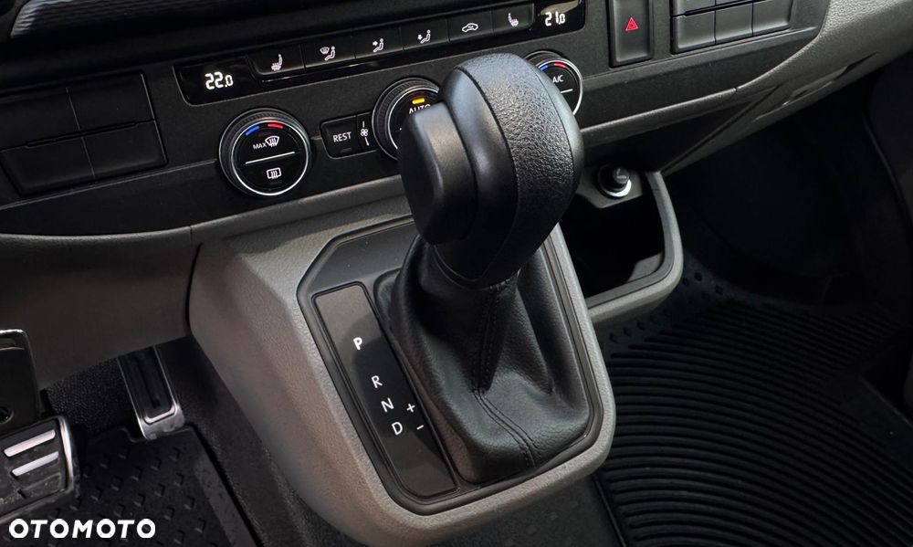 Volkswagen Caravelle 6.1 2.0 TDI L2 Highline DSG - 29